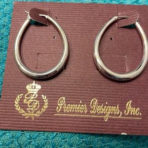 New never worn silver hoop earrings